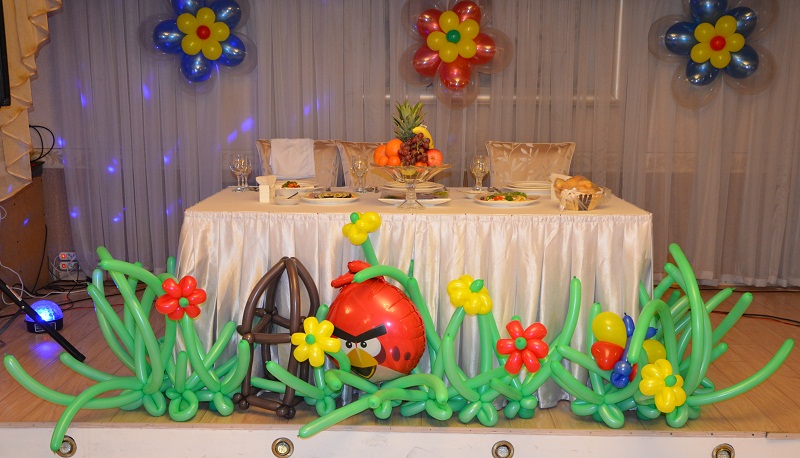 оформление воздушными шарами